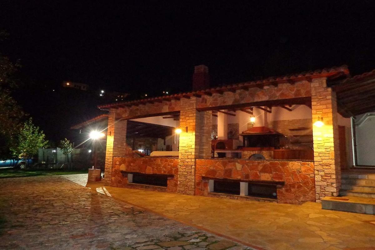 Klio Guesthouse ปอร์เตเรีย ภายนอก รูปภาพ