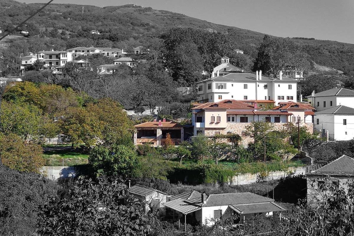 Klio Guesthouse ปอร์เตเรีย ภายนอก รูปภาพ